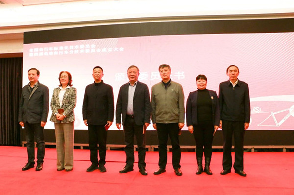 微信图片_20241210141451_副本.jpg