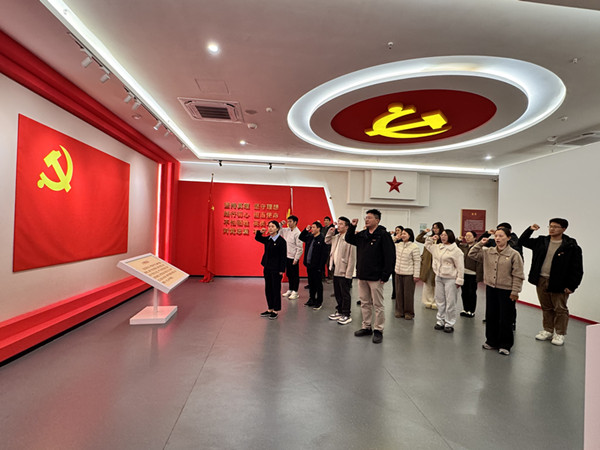 1765518104926420.jpg d374801850e4d654472d4d3a4ad4f982_副本.jpg